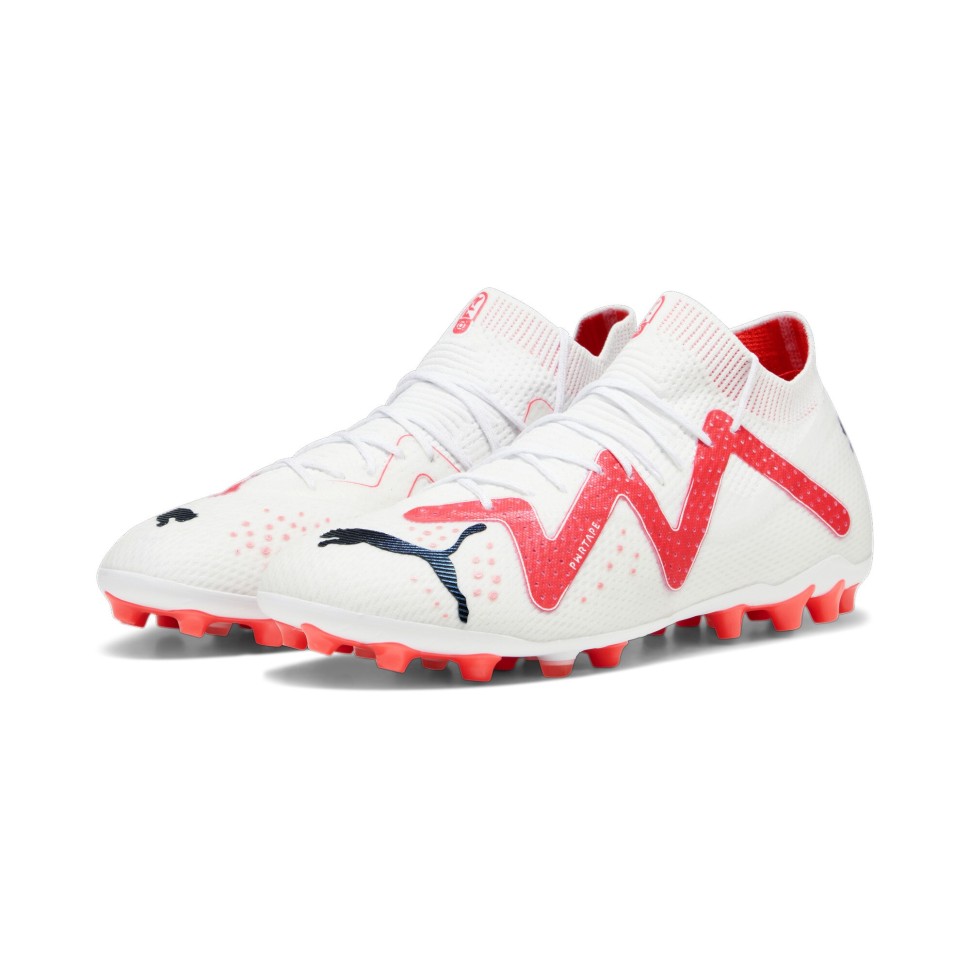 FUTURE ULTIMATE MG / PUMA White-PUMA Black-Fi