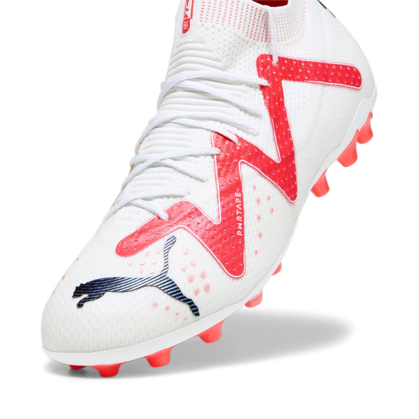 FUTURE ULTIMATE MG / PUMA White-PUMA Black-Fi